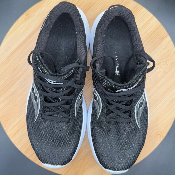 Saucony Women's Kinvara 14 Running Shoes Black/White Sz 8 - Picture 9 of 10